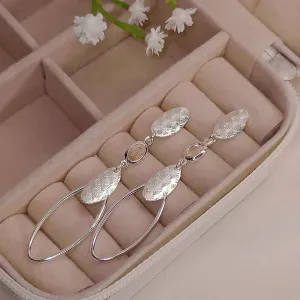 Brinco Oval de Chapinha Zirconia Rosa Banhada a Prata