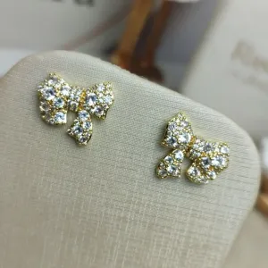 Brinco Laço Medio Cravejado Banhado a Ouro
