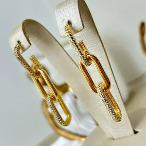 Brinco Elos Cravejado Banhado a Ouro