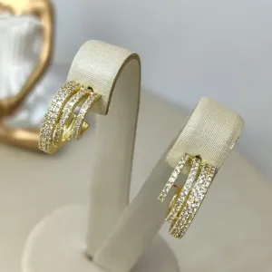 Brinco Yara cravejado Banhado a Ouro