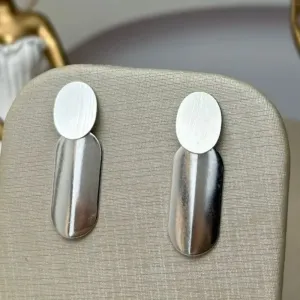 Max Brinco Oval Chapinha Liso Banhado a Prata