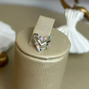 Piercing Fake Triangular Color Banhada a Prata