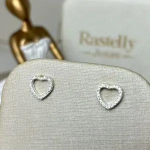 Brinco Coração Cravejado Vazado Banhado a Ouro