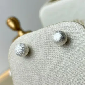 Brinco  Diamantado Banhado a Prata M