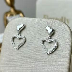 Brinco Duplo Coração Banhado a Prata