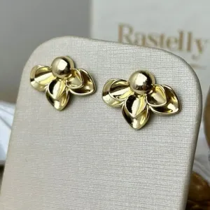 Brinco Meia Flor Banhado a Ouro