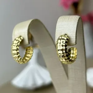 Brinco Meia Argola Sanfonado Banhado a Ouro