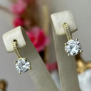 Brinco Quadrado Cravejado