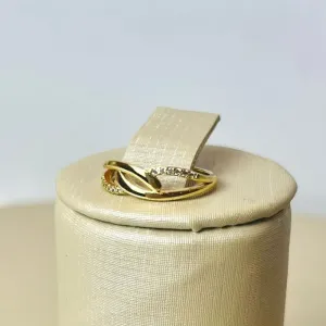 Anel Cruzado Cravejado Banhado a Ouro