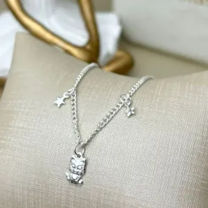 Tornozeleira Gatinho com Estrelas Banhado a Prata