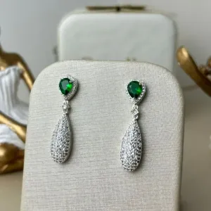 Brinco Cravejado Luxo Zirconia Verde