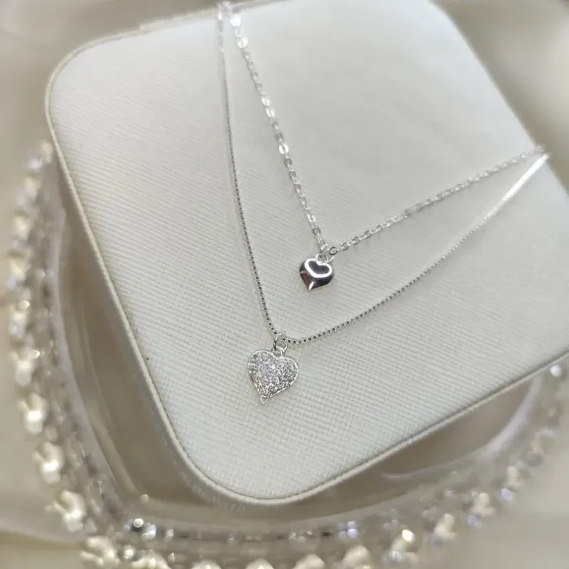 Colar Coração Duplo Cravejado Cristal Banhado a Ouro