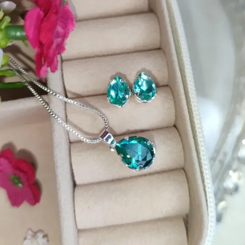 Conjunto Gota em Zirconia Turmalina Banhada a Prata