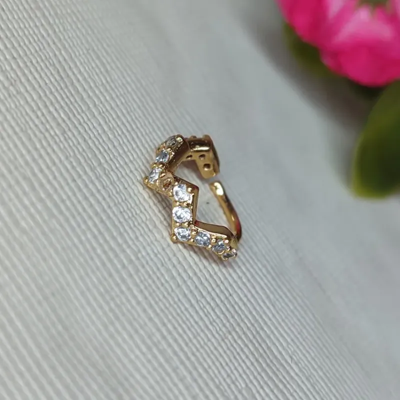 Piercing Fake Zig Zag Cristal Banhado a Ouro 18k