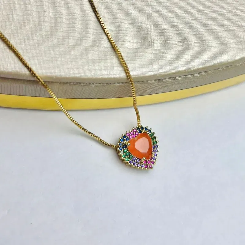 Colar Coração Laranja Contorno Color Banhado a Ouro