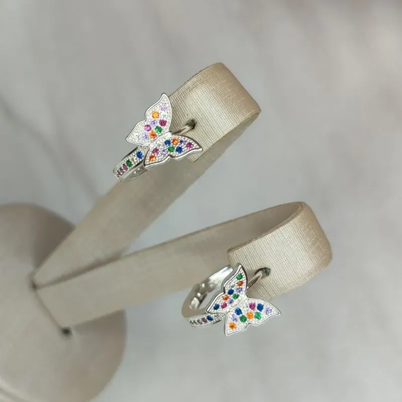 Argola Borboleta  Cravejada Color Banhada a Prata