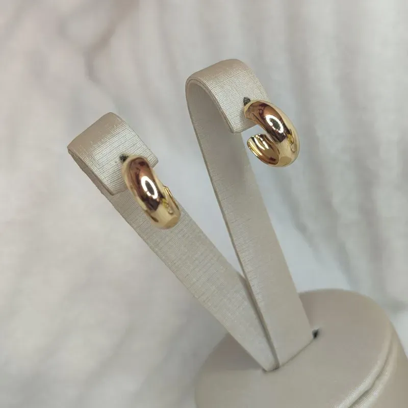 Brinco Meia Argola Lisa Banhado a Ouro