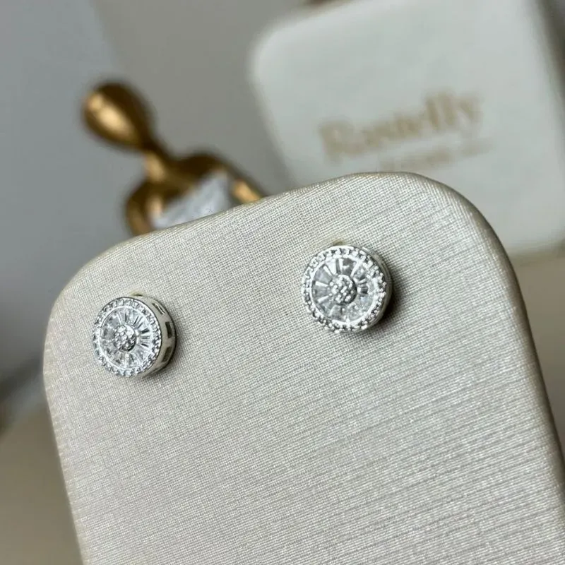 Brinco Cravejado Pequeno