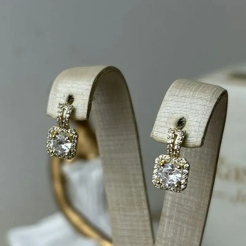 Brinco De Zircônia Quadrado