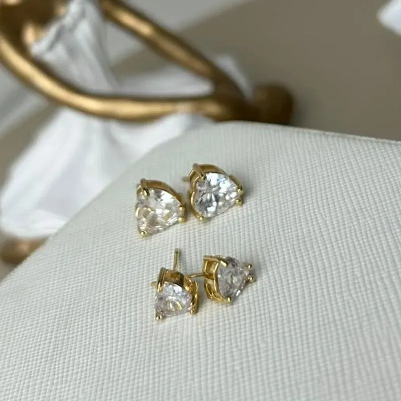 Brinco Duplo Coração em Zirconia Banhado a Ouro