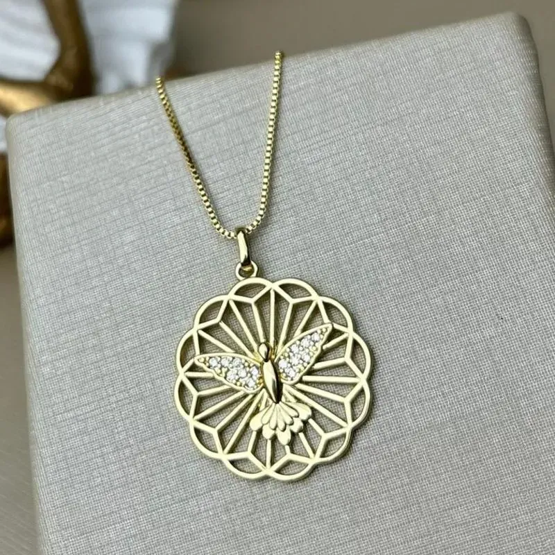 Colar Espirito Santo