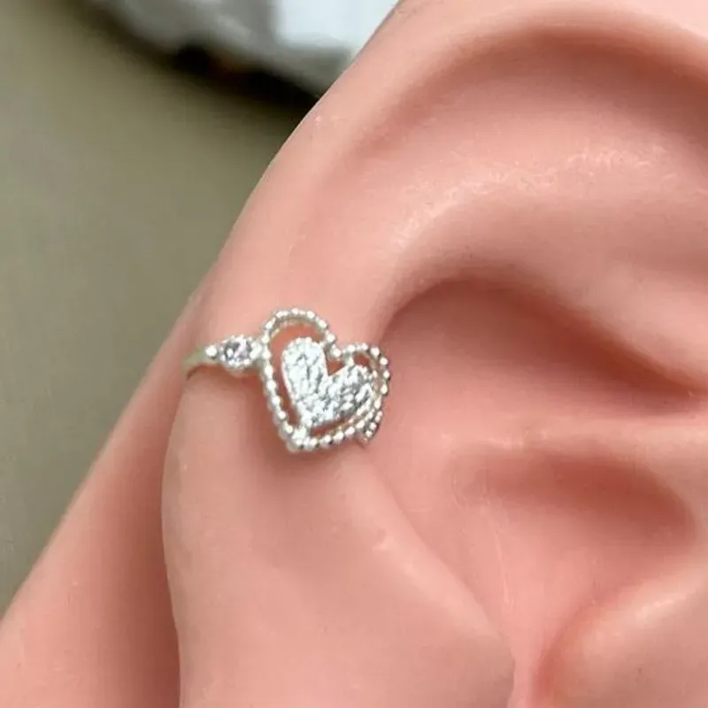 Piercing Fake Coração Duplo Cravejado Banhado a Prata