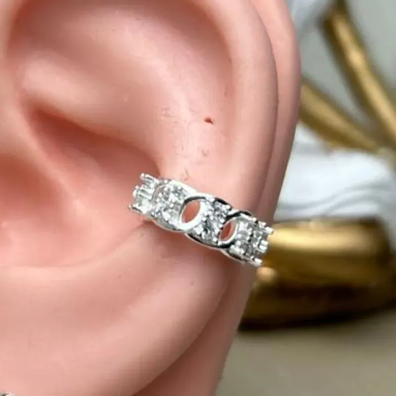 Piercing  Fake Cravejado Banhado a Prata