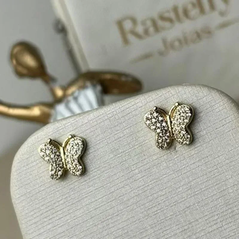 Brinco Borboleta Cravejada Banhado a Ouro