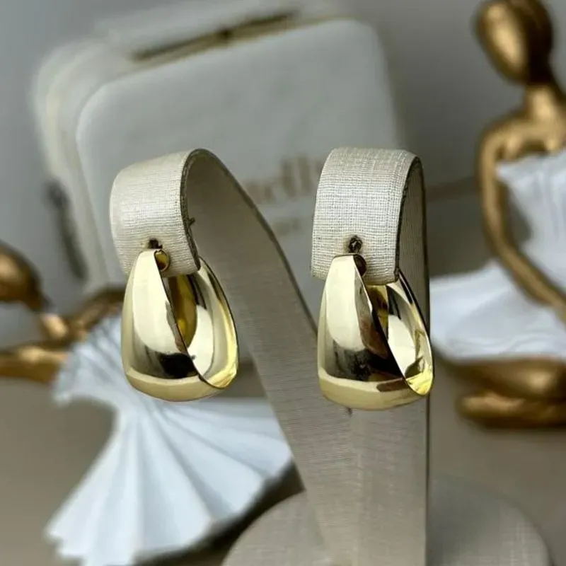 Brinco Meia Argola Lisa Banhado a Ouro