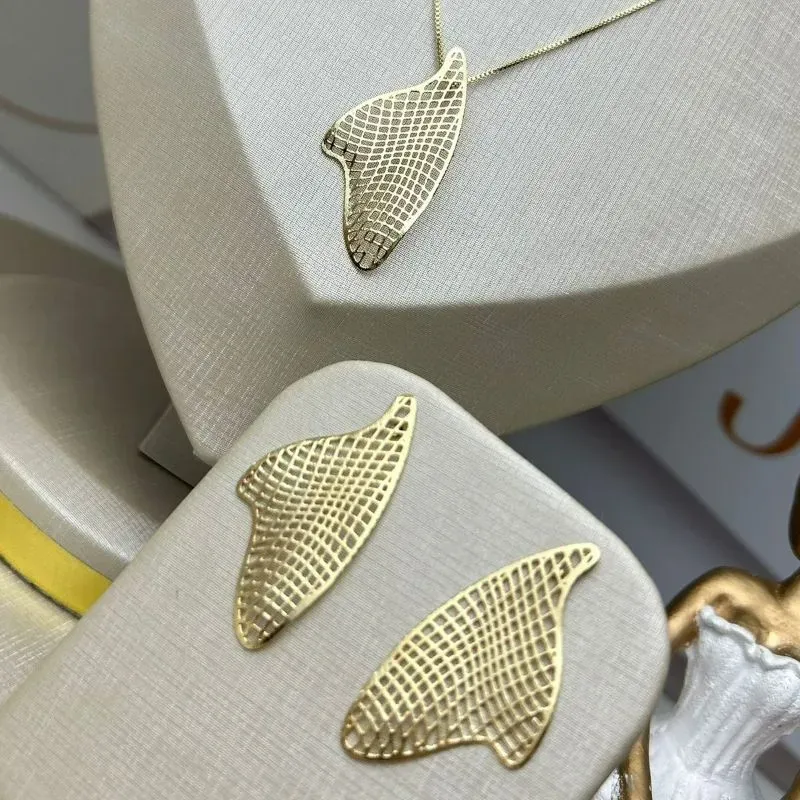 Conjunto Nyara Banhado a Ouro