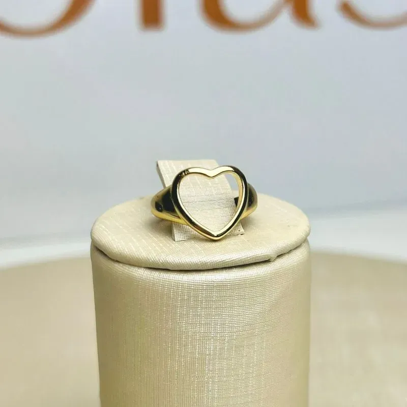 Anel Coração Vazado Banhado a Ouro