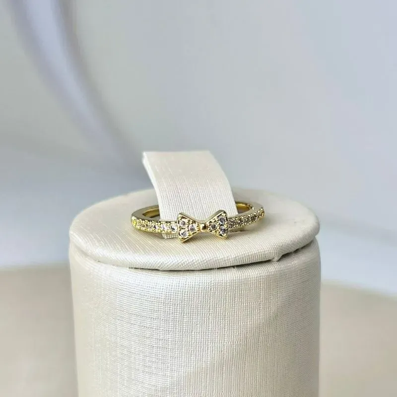 Anel Laço Cravejado Banhado a Ouro