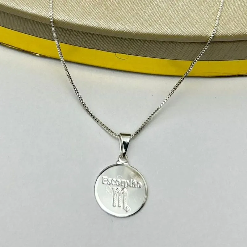 Colar Signo Escorpião Banhado a Prata