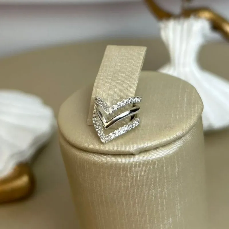 Piercing Fake Triangular Cristal