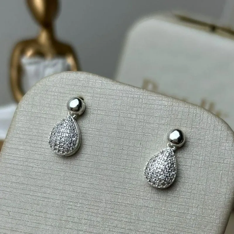 Brinco Bolinha com Gota Cravejada Banhado a Prata