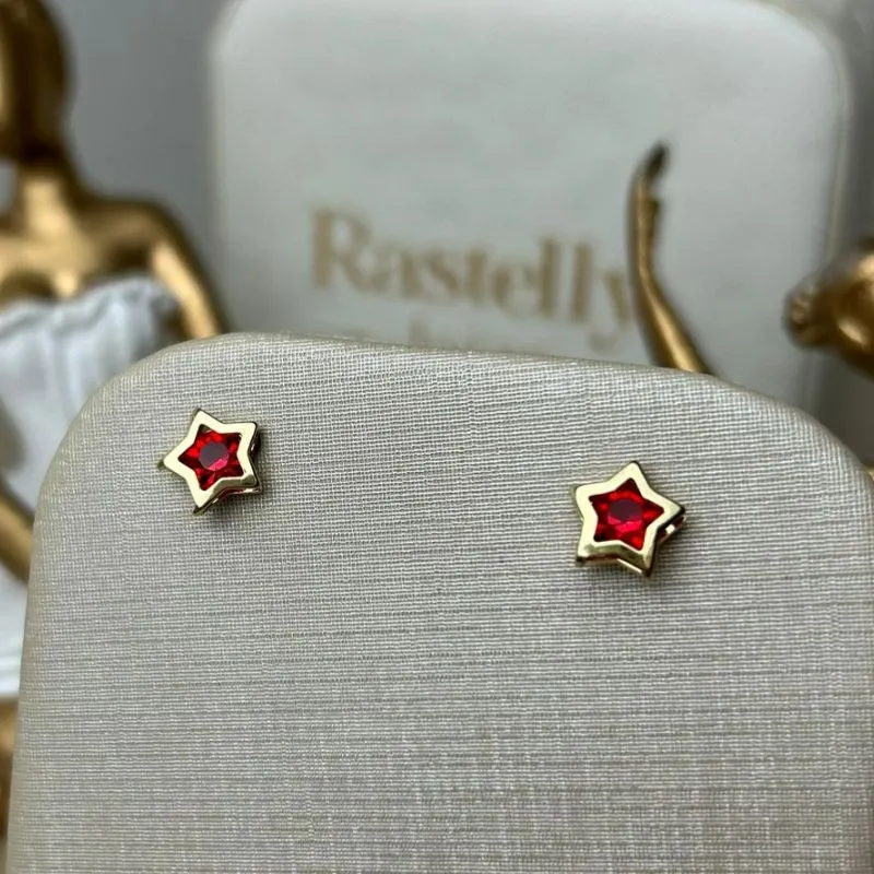 Brinco Estrela Vermelho Banhado a Ouro