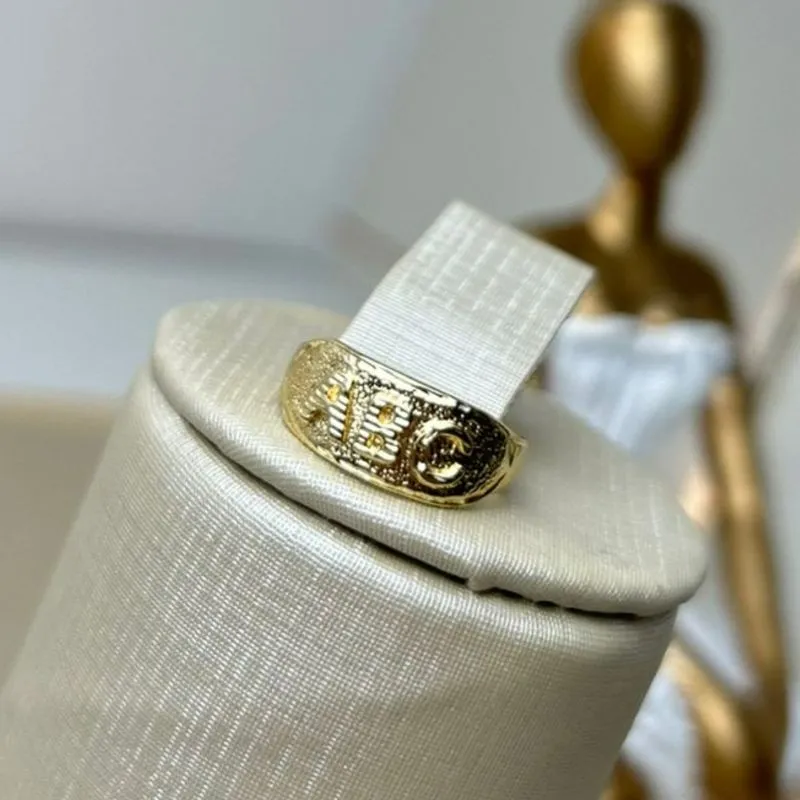 Anel ABC de Formatura Diamantado Banhado a Ouro