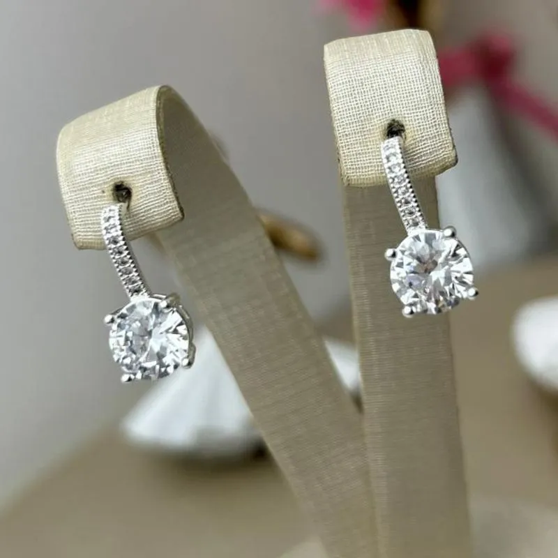 Brinco Com Zirconia Cravejado