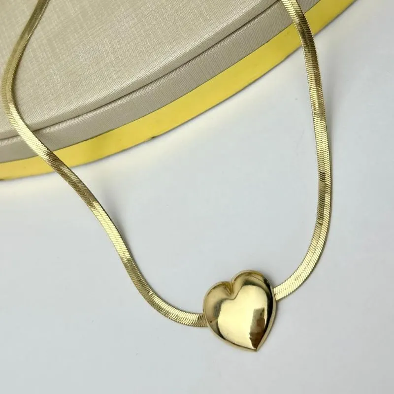 Choker Fita com Coração Banhado a Ouro