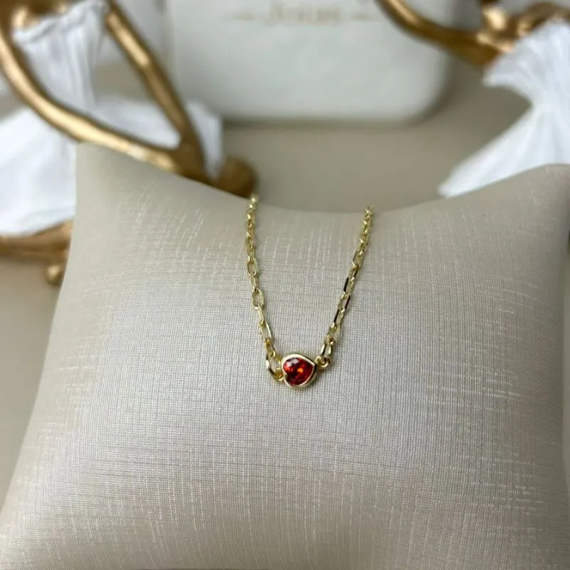 Tornozeleira Coração Vermelho Banhada a Ouro