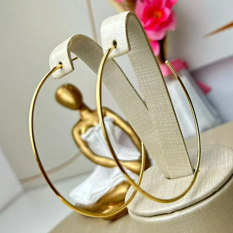 Brinco Africano Liso Banhado a Ouro