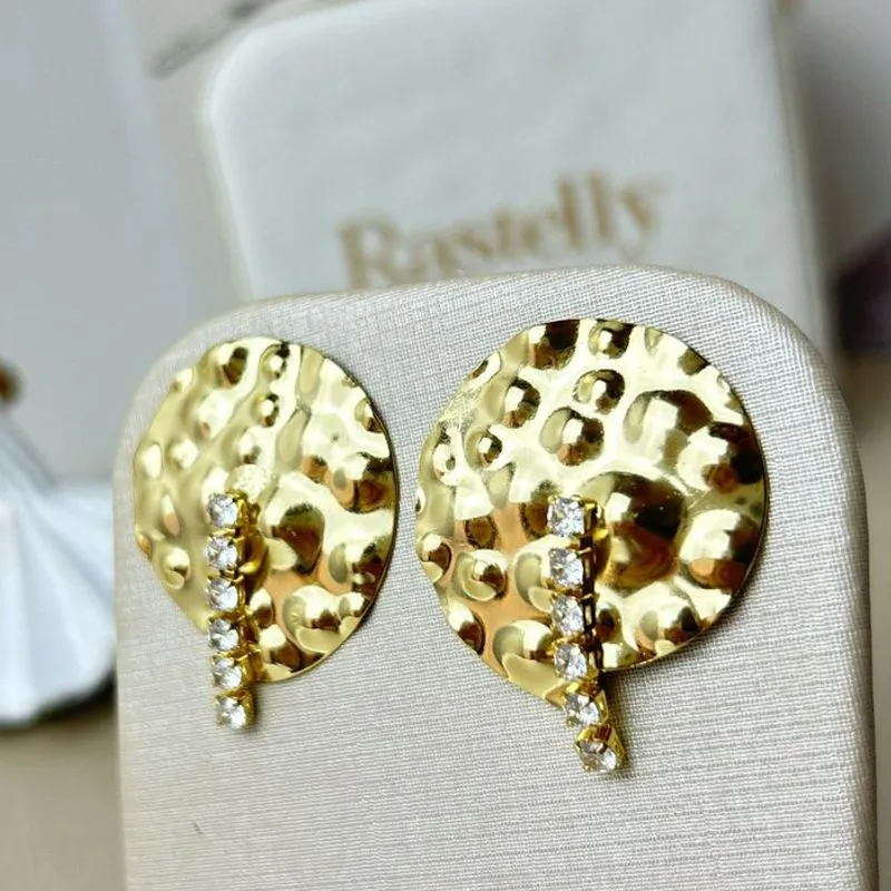 Brinco Chão Lunar Com Zircónio Banhado a Ouro