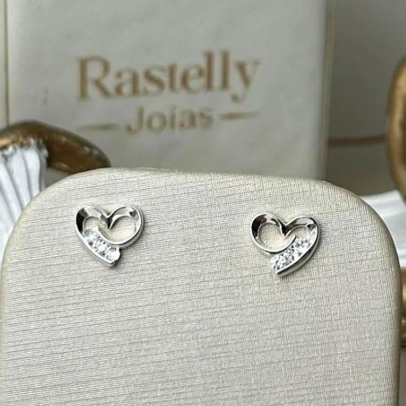 Brinco  De Coração Vazado Pequeno