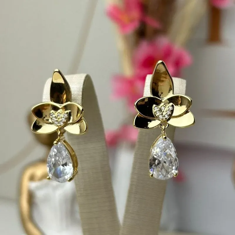 Brinco Leena Banhado a Ouro