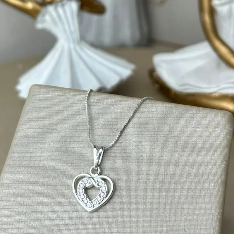 Colar  Dois Corações   Banhado a Prata