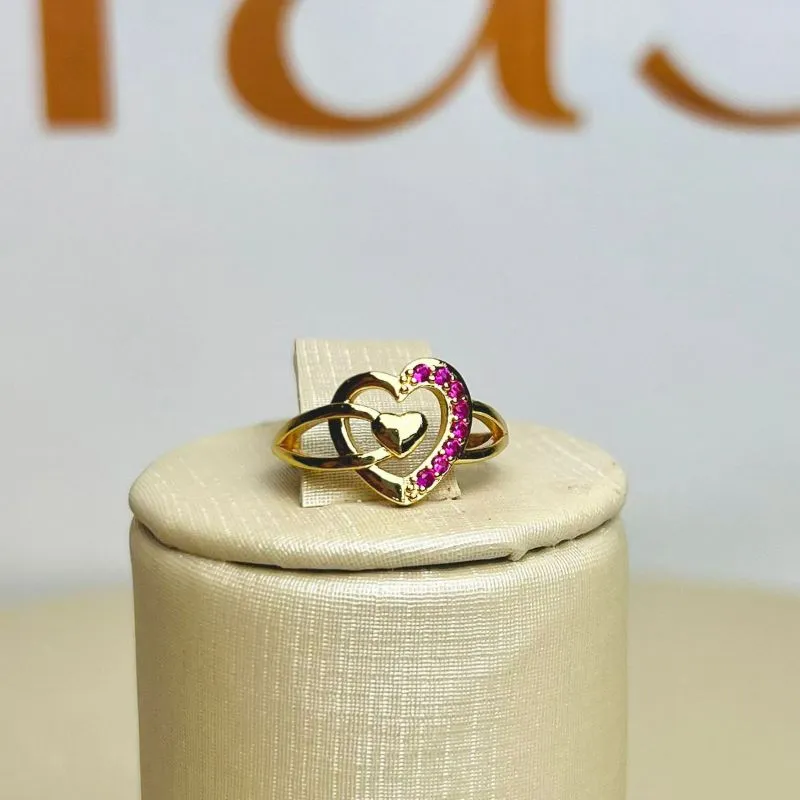 Anel De Coração Pedras Rosas Banhado a Ouro