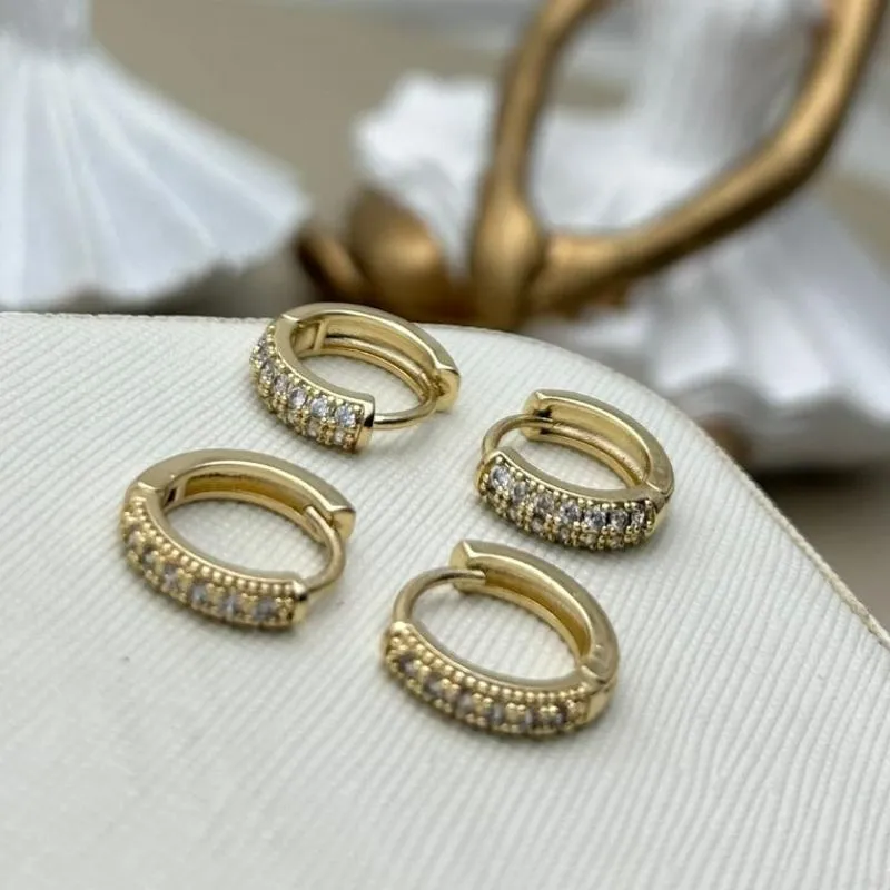 DUPLA Argolas Cravejadas Cristal